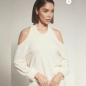 Lanston sexy oversized pullover. Soft ribbed material. Revolve featured designer